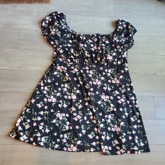 New Black Floral Dress 1X - Picture 2 of 3